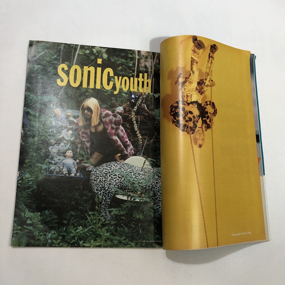 INTERVIEW Magazine, TIM ROBBINS, Sonic Youth, Martha Stewart, LYPSINKA August 92 - Picture 15 of 15